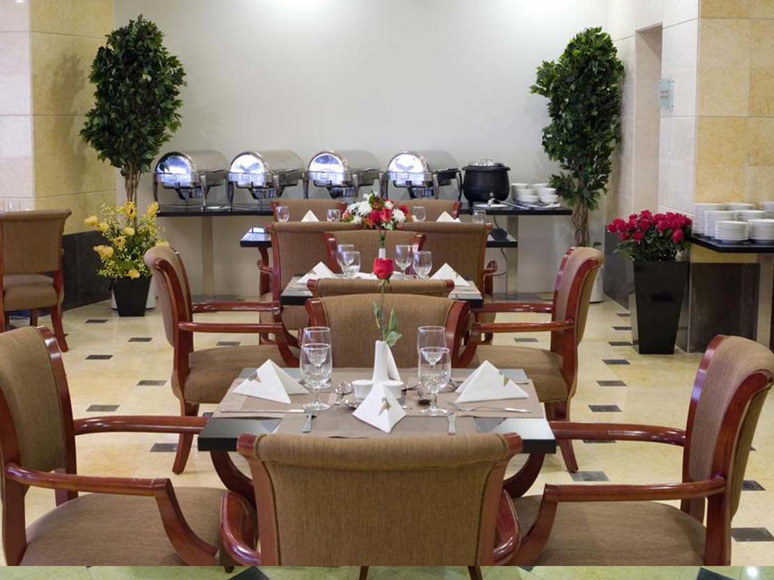 4 Star 10 Nights Family December Umrah Package